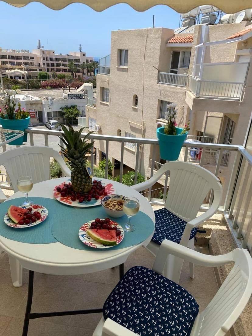 Modern Apartment In Pafos Near The Sea Exteriör bild