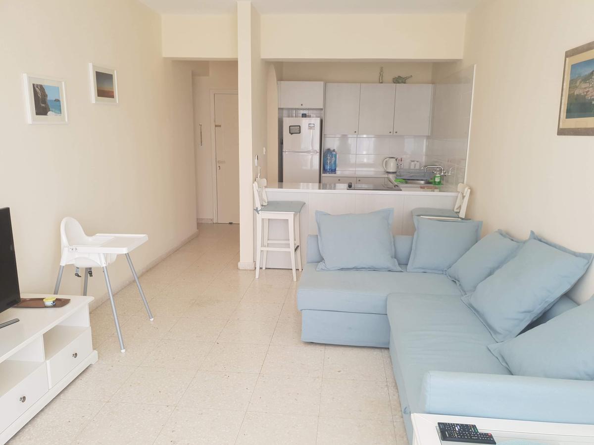 Modern Apartment In Pafos Near The Sea Exteriör bild